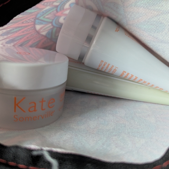 Kate Somerville ExfoliKate Skincare Trio with Pink Pouch - Picture 9 of 9